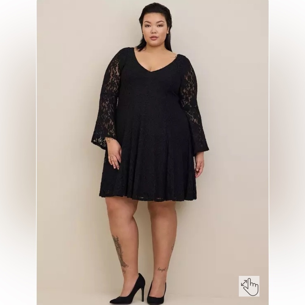 Torrid Mini Lace Bell Trapeze Dress Women's 1X Minimalist Little Black Dress 1
